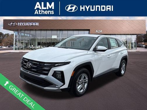 White Pearl 2026 Hyundai TUCSON SE