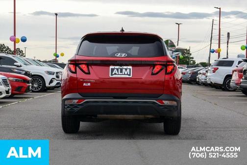 2023 Hyundai TUCSON SE