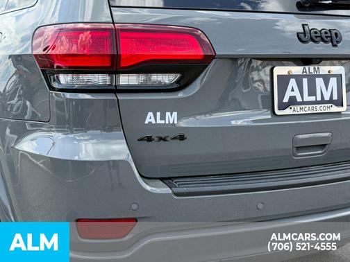 Sting Gray Clearcoat 2020 Jeep Grand Cherokee Altitude