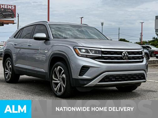 Pyrite Silver Metallic 2022 Volkswagen Atlas Cross Sport 2.0T SE w/Technology