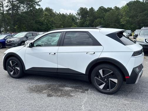 2025 Hyundai IONIQ 5 SEL