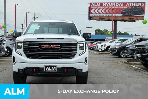 2024 GMC Sierra 1500 AT4