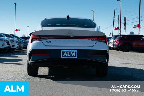 2025 Hyundai ELANTRA SEL Convenience