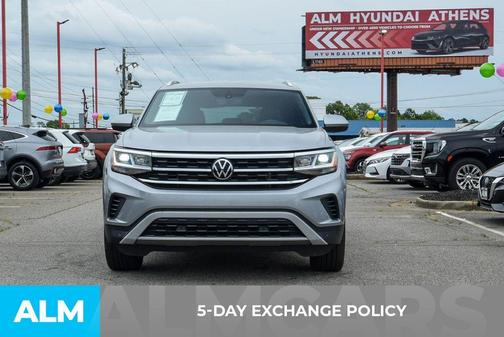 2023 Volkswagen Atlas Cross Sport 2.0T SE w/Technology