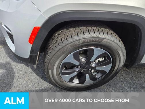Silver Zynith 2024 Jeep Grand Cherokee 4xe Base