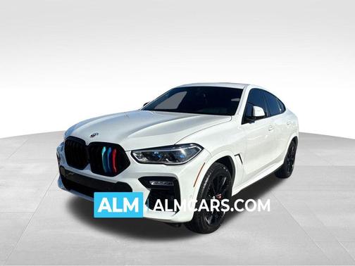 2021 BMW X6 M50i