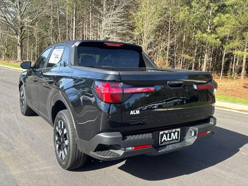 Phantom Black 2026 Hyundai SANTA CRUZ SE