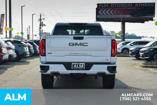 2024 GMC Sierra 1500 AT4