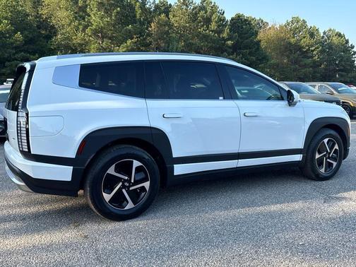 2026 Hyundai IONIQ 9 SE