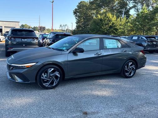 2025 Hyundai ELANTRA HEV SEL Sport