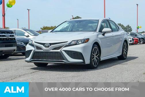 2023 Toyota Camry SE