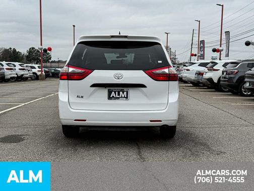 2020 Toyota Sienna L