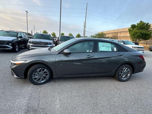 2025 Hyundai ELANTRA HEV Blue