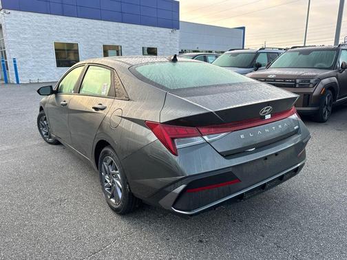 2025 Hyundai ELANTRA HEV Blue