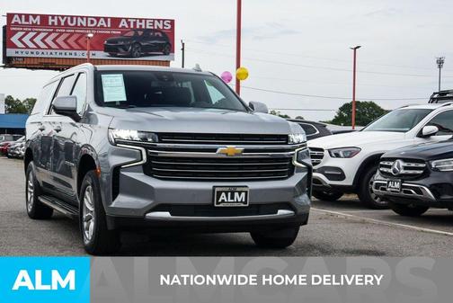2023 Chevrolet Suburban LT