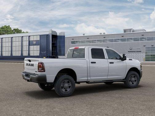 2026 RAM 2500 Tradesman Crew Cab 4x4 6'4' Box