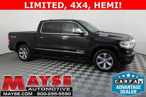 Diamond Black Crystal Pearlcoat 2021 RAM 1500 Limited