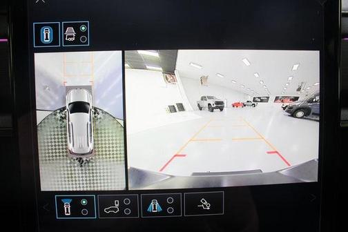 2024 GMC Acadia AWD AT4