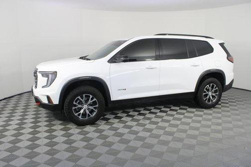 2024 GMC Acadia AWD AT4