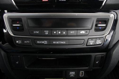 2023 Honda Ridgeline Black