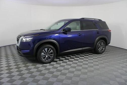 2023 Nissan Pathfinder SV