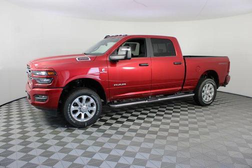 Molten Red Pearlcoat 2026 RAM 3500 Big Horn Crew Cab 4x4 6'4' Box
