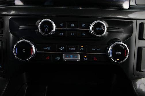 Oxford White 2022 Ford F-150 Tremor