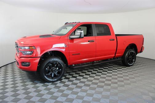 Flame Red Clearcoat 2026 RAM 2500 Big Horn Crew Cab 4x4 6'4' Box