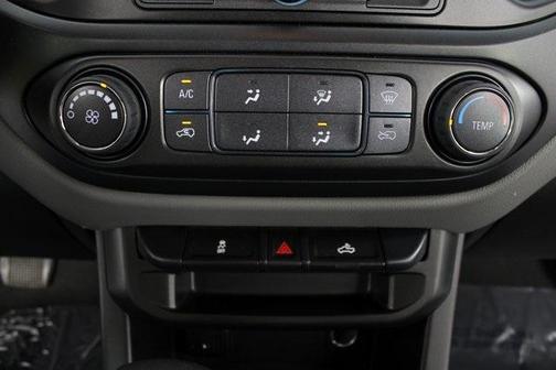 2022 Chevrolet Colorado WT