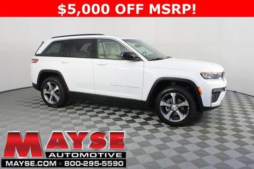 Bright White Clearcoat 2026 Jeep Grand Cherokee Limited
