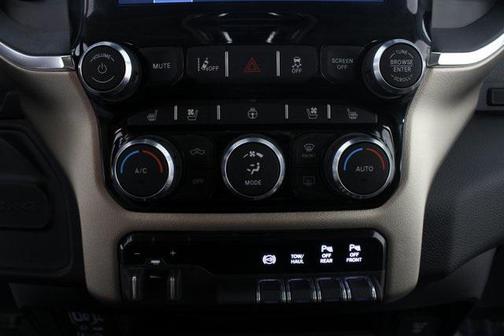 2024 RAM 2500 Laramie Crew Cab 4x4 6'4' Box