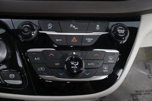 2019 Chrysler Pacifica Touring Plus