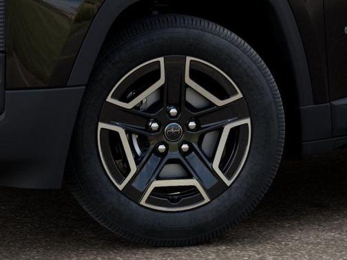 Diamond Black Crystal Pearlcoat 2026 Jeep Cherokee Laredo
