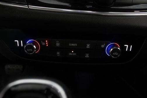 2021 Buick Enclave FWD Essence