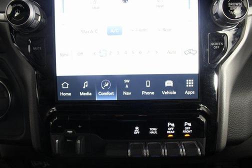 2024 RAM 2500 Big Horn Crew Cab 4x4 6'4' Box