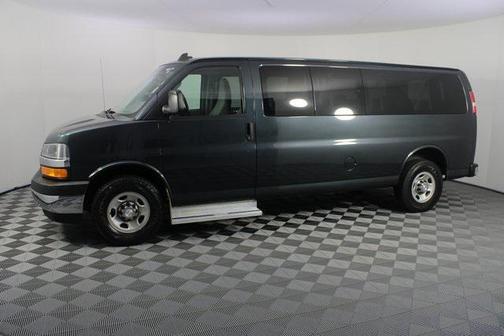 2017 Chevrolet Express 3500 LT