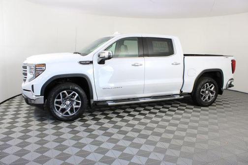 Glacier White Tricoat 2026 GMC Sierra 1500 SLT