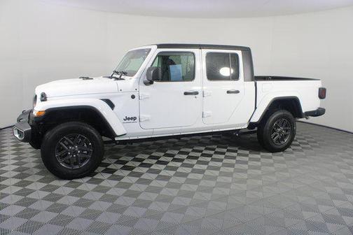 2026 Jeep Gladiator Sport S