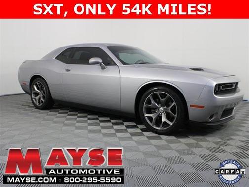 2017 Dodge Challenger SXT