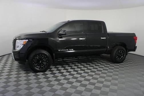 2020 Nissan Titan SV