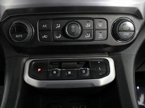 2023 GMC Acadia FWD SLE