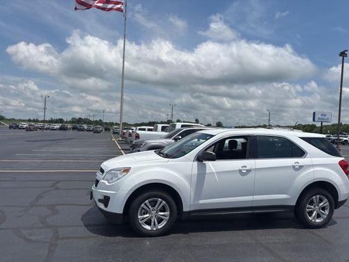 Summit White 2014 Chevrolet Equinox LS