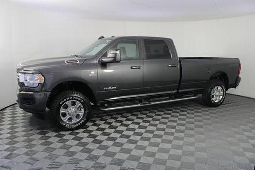 2024 RAM 3500 Big Horn Crew Cab 4x4 8' Box