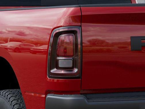 2026 RAM 2500 Tradesman Crew Cab 4x4 6'4' Box