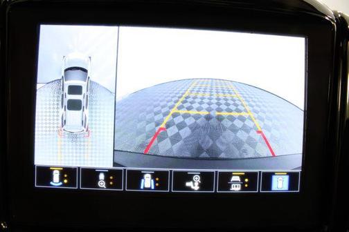 Mosaic Black Metallic 2023 Chevrolet Traverse Premier