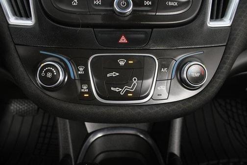 2017 Chevrolet Malibu 1LT