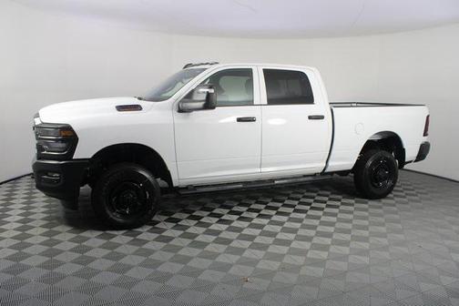 2025 RAM 2500 Tradesman Crew Cab 4x4 6'4' Box
