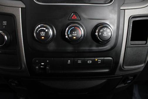 True Blue Pearlcoat 2015 RAM 2500 Tradesman