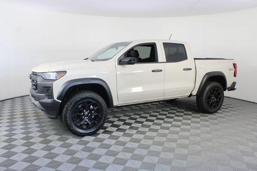 White Sands 2026 Chevrolet Colorado Trail Boss