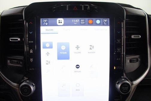 2024 RAM 2500 Laramie Crew Cab 4x4 6'4' Box